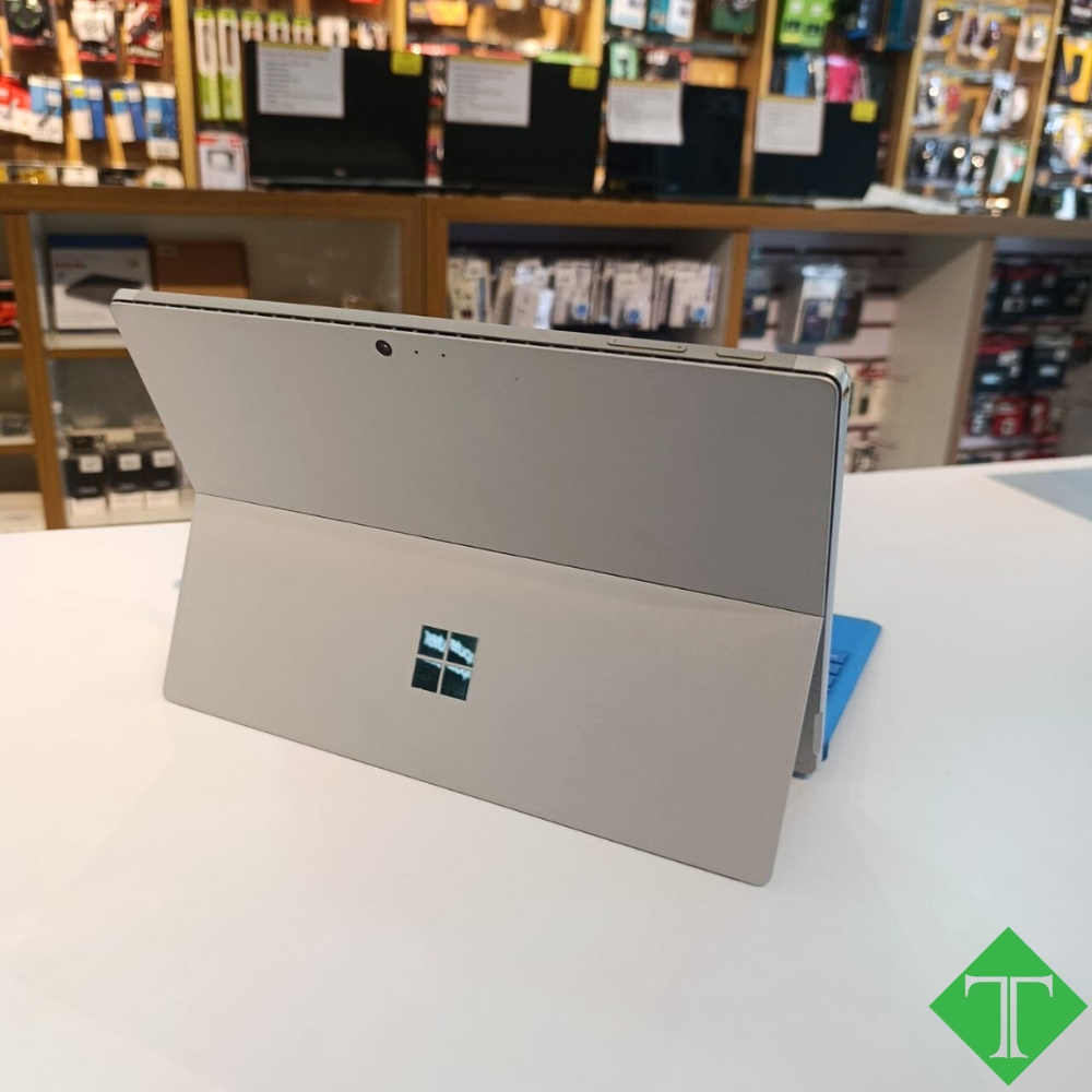 Microsoft Surface Pro (i5,7300U,4GB,SSD 128GB ,13.3&quot;)Touch