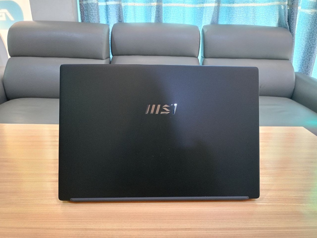 MSI Modern 15 (i5-1144G7, 8GB, 512SSD, 15.6")